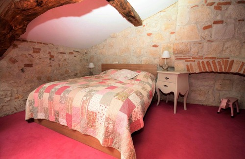 Bon-Encontre Otro | Retiro en un castillo cerca de los pueblos