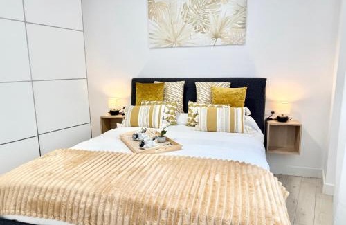 Castro Urdiales Apartamento | Castro Holidays - Apto B Nuevo Céntrico con Garaje Gratis