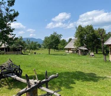 Breb Casa | Casuța din Grădină