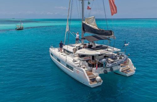 Zanzibar Town Alquiler De Eote | Catamaran Sofia Zanzibar