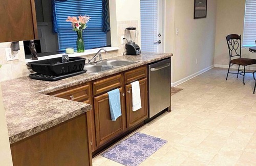 Cliftondale Casa | Catch The Vibe