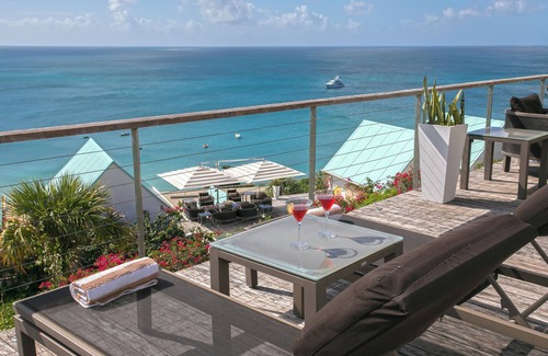 The Valley Villa | CeBlue Luxury Villas- Private Villa with Pool- 2 King Suites & Hotel Amenities!