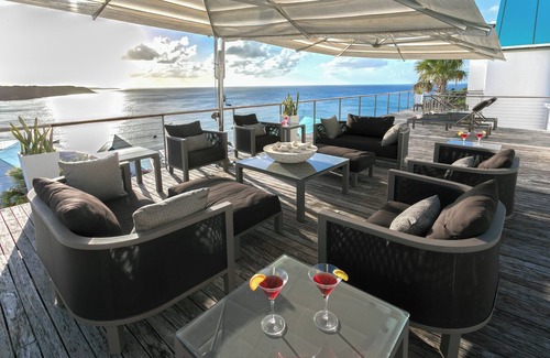 The Valley Villa | CeBlue Luxury Villas- 1 King Suites & Hotel Amenities! Perfect for Couples!