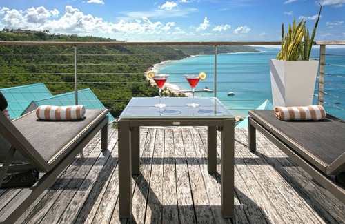 The Valley Villa | CeBlue Luxury Villas- 5 King Suites + Bunk Bed & Hotel Amenities! Perfect for Families!
