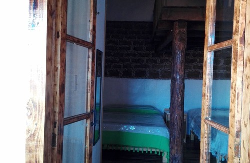 Jocotitlán Hotel | Comoda y acogedora recamara Cedro en casa del siglo XVII a 30 min. de Toluca
