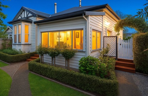 Blenheim Villa | Central Blenheim Villa