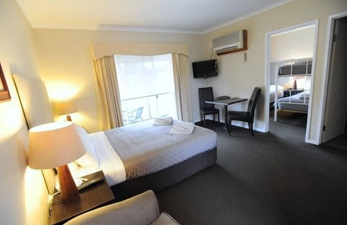 Bakery Hill Hotel | Central City Motor Inn