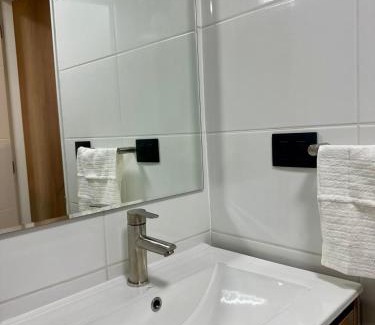 Los Angeles Apartamento | Central depto 2 dormitorios en distrito Icono