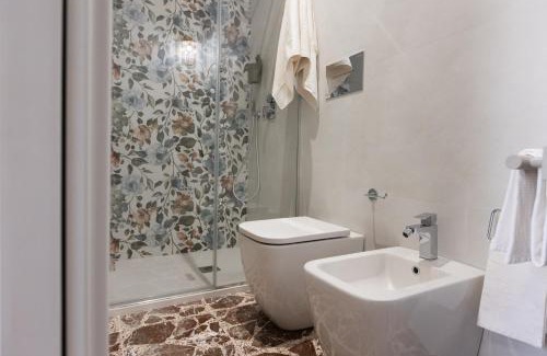 Ispica Apartamento | Central House palazzo Brafa una camera di albergo