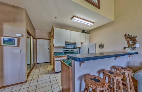 Kirkwood Apartamento | Central Location, 1BR + Loft Condo | Nearby Lifts