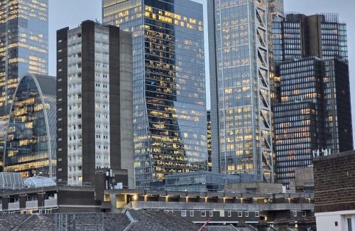 Whitechapel Apartamento | Central Luxe Stay - 4 mins to Aldgate East Station