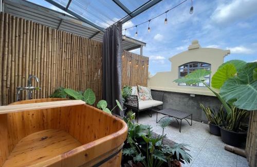Phra Nakhon Hotel | Central Old Town Cottage