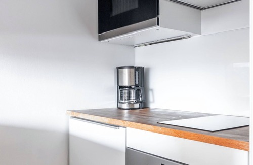 Lahti Apartamento | Central Studio Apartment with Balcony