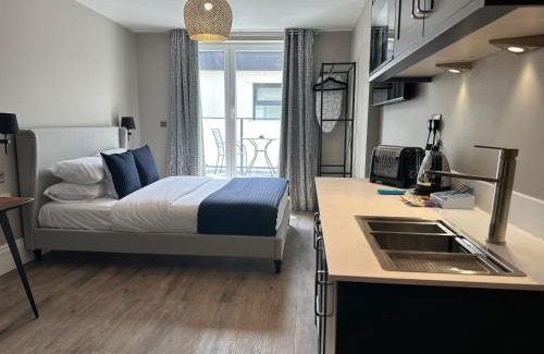 Riverside Hotel | Central Studios