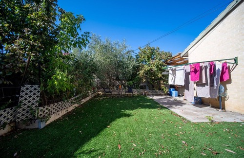 Kaleen Casa | Centrally located art house