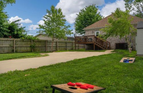 North Nashville Casa | Centrally Located Cozy Pet Friendly Cottage