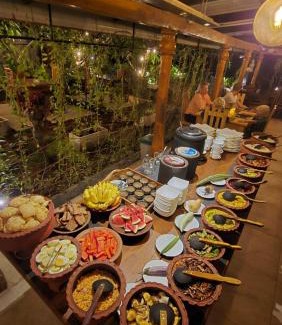 Nochchiyagama Hotel | Ceylon wilpattu safaris & lodging