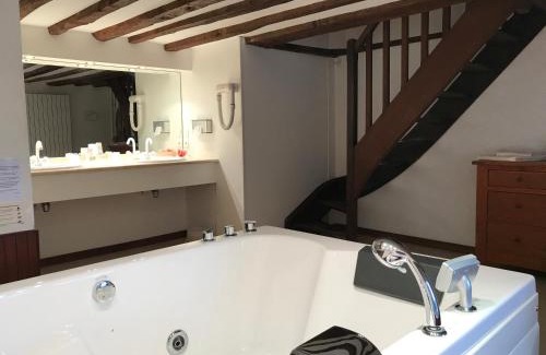Sassetot-le-Mauconduit Hotel | Château de Sissi