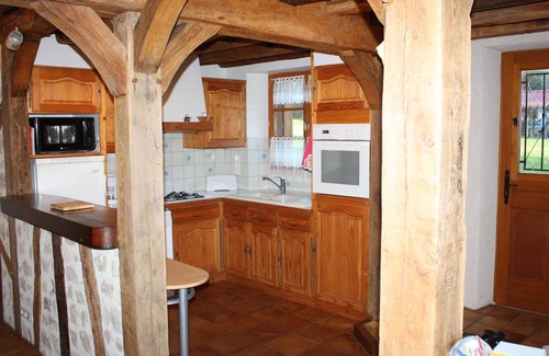 Chambon-sur-Cisse Cabaña | Escapada Serene: Gîte con Jardín, Cerca de Châteaux y Río Privado