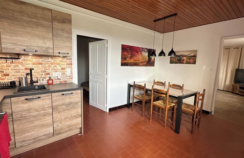 Chateau-Chinon Casa | CHAINTRE LA VALLEE