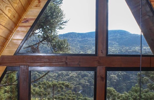 Vacas Gordas Chalet De Esquí | Chalé com lareira, Wi-Fi e churrasq em Urubici/SC