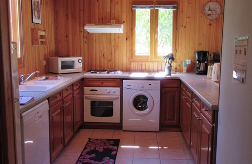 Lachapelle-Auzac Chalet De Esquí | Chalet de madera en los bosques del valle del Dordoña