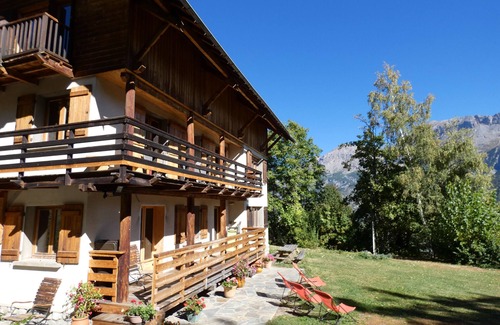 Puy-Saint-Vincent Chalet De Esquí | Chalet 15 personas, 7 habitaciones / 7 baños / 9 aseos, gran parcela, magnífica vista