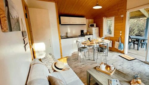 Saint-Denis-d'Oleron Chalet De Esquí | Chalet 2 étoiles - Piscine - eebbhi