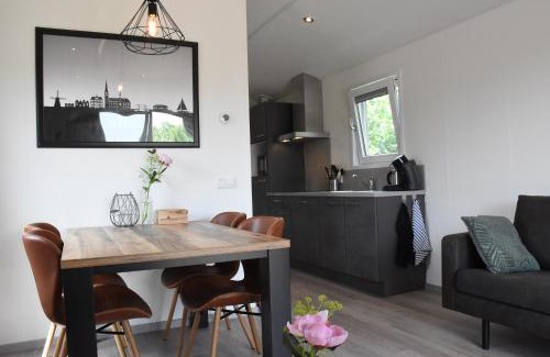 Municipality of Weesp Chalet De Esquí | Chalet 4, Recreatie aan de Vecht