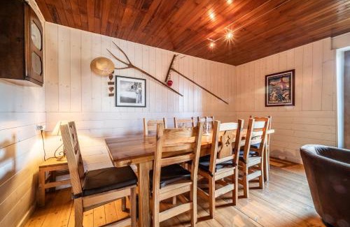 Bogeve Chalet De Esquí | Chalet authentique en vallée verte