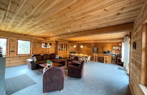 Le Chambon-sur-Lignon Chalet De Esquí | Chalet close to many sporting activities