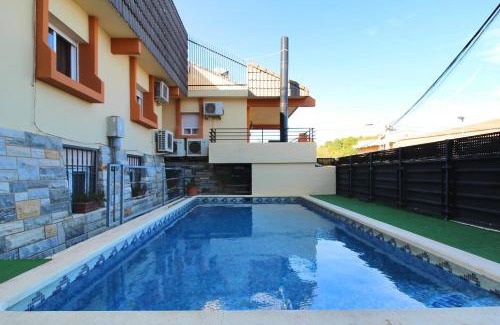 Polop Casa | Chalet con piscina y barbacoa