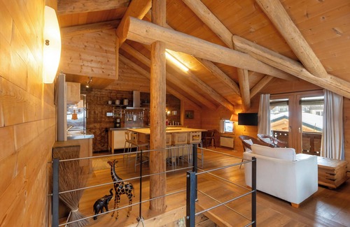 Morgins Chalet De Esquí | Chalet elegante- Una estancia familiar de ensueño