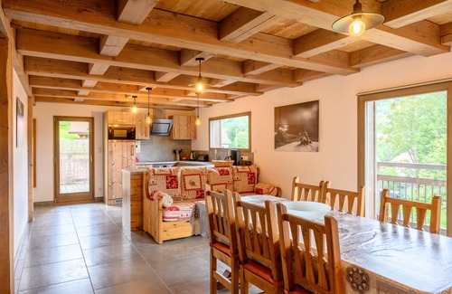 Cornimont Chalet De Esquí | Chalet 'Du Piedmont' con vistas a la montaña, terraza privada y Wi-Fi