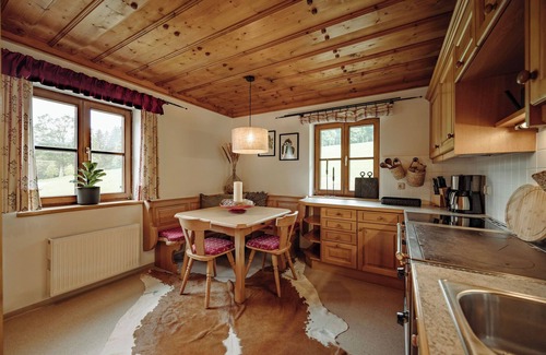 Sankt Veit im Pongau Chalet De Esquí | Chalet 'Hinterweiding Gut' con vistas a la montaña, jardín y Wi-Fi