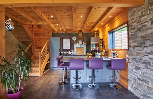 Allemond Chalet De Esquí | Chalet "La Traverse" con vistas a la montaña, bañera de hidromasaje y Wi-Fi