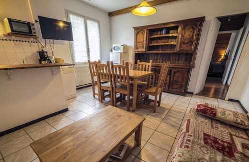 Jausiers Casa | Chalet Les Moineaux : Gites et Chambres d'Hotes