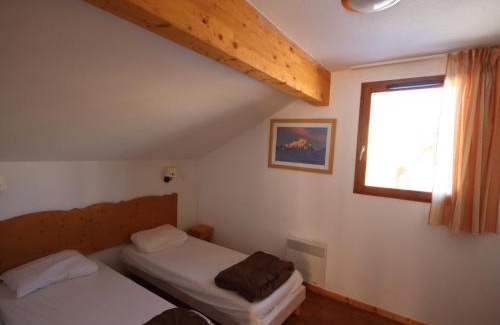 Saint-Etienne-en-Devoluy Chalet De Esquí | Chalet Mitoyen 3 Pièces 6 Pers. avec Terrasse et Piscine Chauffée - Superdevoluy - FR-1-504-477
