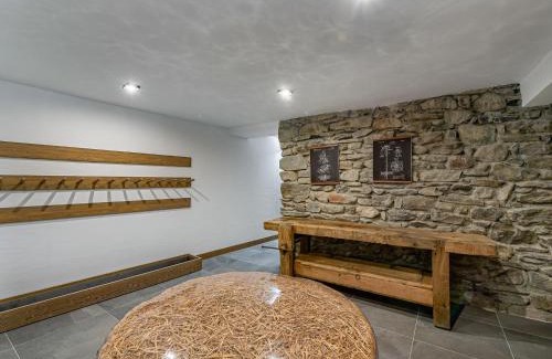 Meribel Village Chalet De Esquí | Chalet moderne avec parking et wifi, à proximité des pistes et commerces - FR-1-566-20