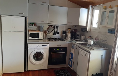 Saint-Pierre-d'Oleron Chalet De Esquí | CHALET SAINT PIERRE D'OLERON IN PRIVATE RESIDENCE 4/6 PEOPLE WITH SWIMMING POOL