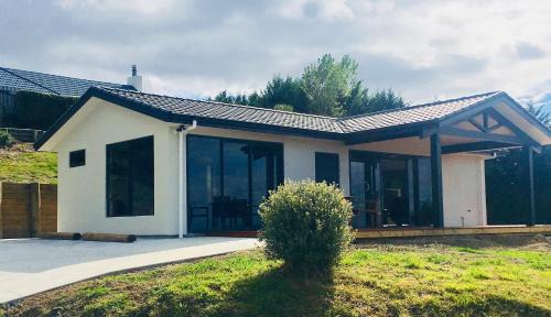 Napier Villa | Chalet Swen Song