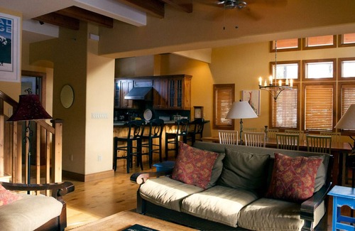 Sugar Bowl Resort Casa | Chalet Town Home 09