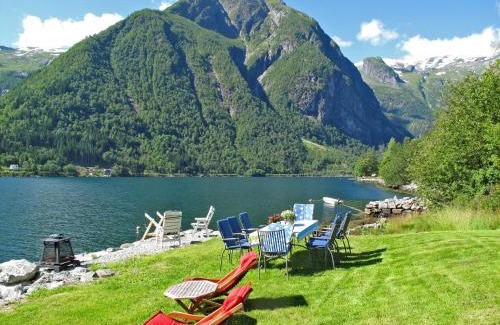 Balestrand Chalet De Esquí | Chalet Villa Esefjord by Interhome