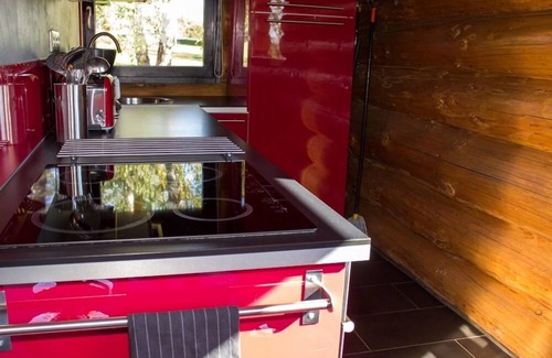 Loubeyrat Chalet De Esquí | Chalet-Baño tipo “wet room”-Vista a la Montana-Gîte Myrtille