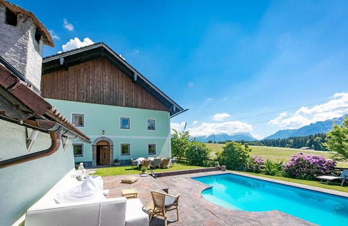 Adnet Casa | Chalet Wiesengut Romantic secluded location with pool and whirlpool