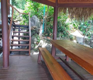 Tan Hiep Hotel | Cham Island Wooden Cabin