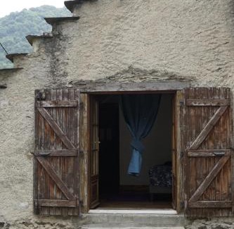 Fos Cama Y Desayuno | Chambre d'Hôtes - Eco Gîte la Grange