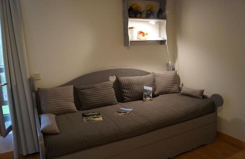 Lescheroux Cama Y Desayuno | Chambre d'Hôtes Familiale la Jument Grise