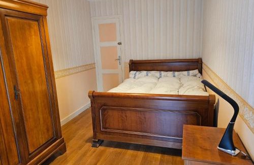 Lurcy-le-Bourg Casa | Chambre d'hote les frérots