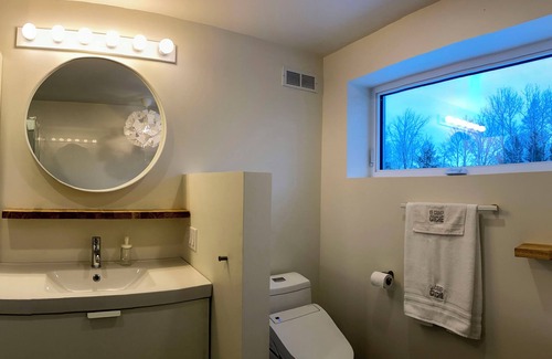 Shefford Cama Y Desayuno | Chambre FLEURS in our eco-friendly B&B at the foot of Mt-Shefford